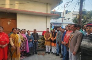 विधायक शिव अरोरा ने मलिक कॉलोनी में विधायकनिधि से स्वीकृत सीसी मार्ग का किया लोकार्पण