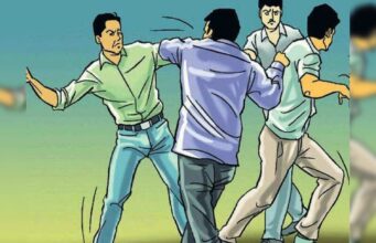 कांग्रेस के संगठन सृजन कार्यक्रम में आपस में भिड़े कांग्रेसी।