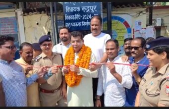 ट्रांजिष्ट कैम्प थाने के पास विधायकनिधि से स्वीकृत ठण्डे पानी के प्याऊ का फीता काटकर किया शुभारम्भ