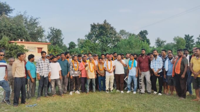 चालक कल्याण समिति का गठन 👉हुकम सिंह कोरंगा बने अध्यक्ष बैठक में छलका वाहन चालकों का दर्द, 👉बीमा सुरक्षा और वेतन नियमितीकरण की रखी मांग