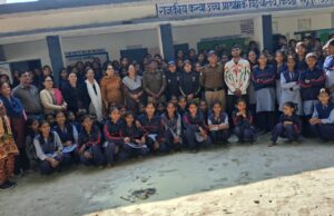 राजकीय कन्या उच्च प्राथमिक विद्यालय, किच्छा में सेल्फ-डिफेंस एवं फायर सेफ्टी प्रशिक्षण शिविर आयोजित