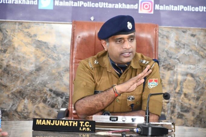 बड़ी खबर 👉रेलवे भूमि अतिक्रमण केस—फैसले से पहले नैनीताल पुलिस का एक्शन मोड