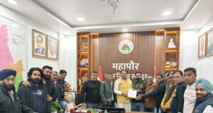 अतिक्रमण पर सख्ती के बाद व्यापारियों को राहत – चेतावनी के साथ महापौर ने चालान में दी रियायत