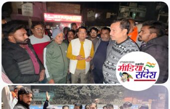 सिडकुल ढाल के पास हजारों परिवार पर बड़ा संकट टला, कूड़े के ढेर मे आग लगने से लोगो की आँखो मे जलन, दम घुटने, उल्टी जैसी शिकायत आई सामने