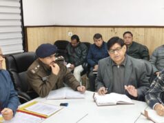 शांतिकुंज द्वारा बैरागी कैंप में 20 जनवरी से 24 जनवरी की मध्य में आयोजित होने एल कार्यक्रमो की सफलता के लिए जिलाधिकारी ने संबंधित अधिकारियों के साथ की बैठक