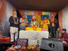 वार्ड नंबर 24 रमपुरा के दुर्गा मंदिर में श्रीमद् भागवत कथा का आयोजन किया जा रहा है।