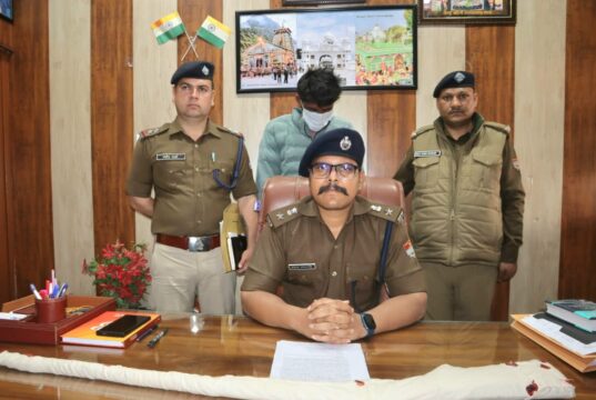 पुलिस द्वारा वन विभाग की टीम पर जानलेवा फायरिंग की घटना में मुख्य आरोपी दबोचा गया