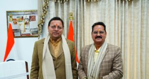 पत्रकारों के हकों के लिए मुख्यमंत्री से मिले नेगी