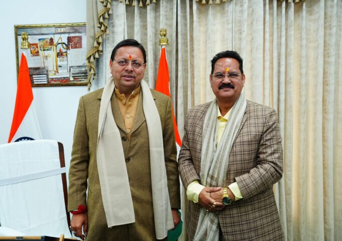 पत्रकारों के हकों के लिए मुख्यमंत्री से मिले नेगी