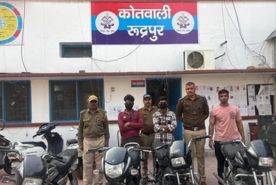 वाहन चोरी की घटनाओं का सफल अनावरण, अभियुक्तों को न्यायिक अभिरक्षा में भेजा गया