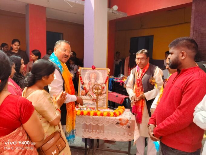 धूमधाम से मना भाईचारा एकता मंच का 6बा नारीसम्मान समारोह, सैकड़ो महिलाओं को किया गया सम्मानित।