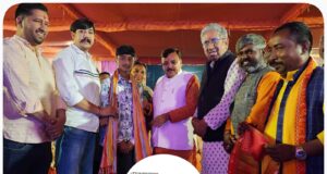 सुनेरा बंगाली कॉलोनी, किच्छा में आयोजित मां बसंती दुर्गा देवी पूजा (दुर्गा पूजा) का शुभारंभ