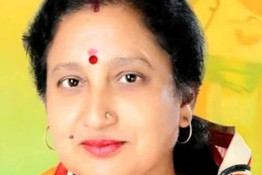 राजनीति में हलचल: राजकुमार ठुकराल की कांग्रेस जॉइनिंग के बाद मीना शर्मा का इस्तीफा